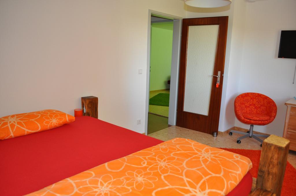 Punkrock Harbour Pension Baehr Karlsruhe Esterno foto
