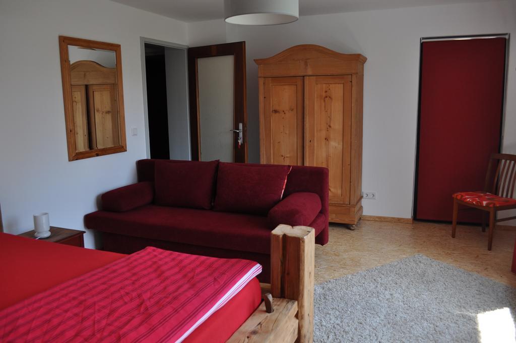 Punkrock Harbour Pension Baehr Karlsruhe Esterno foto