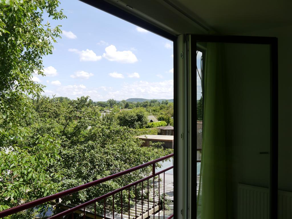 Punkrock Harbour Pension Baehr Karlsruhe Esterno foto